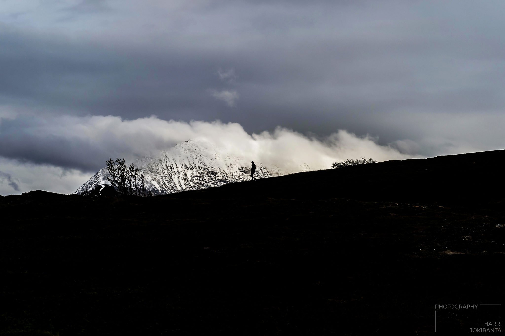 Walking alone but not lonely (Tromsø)