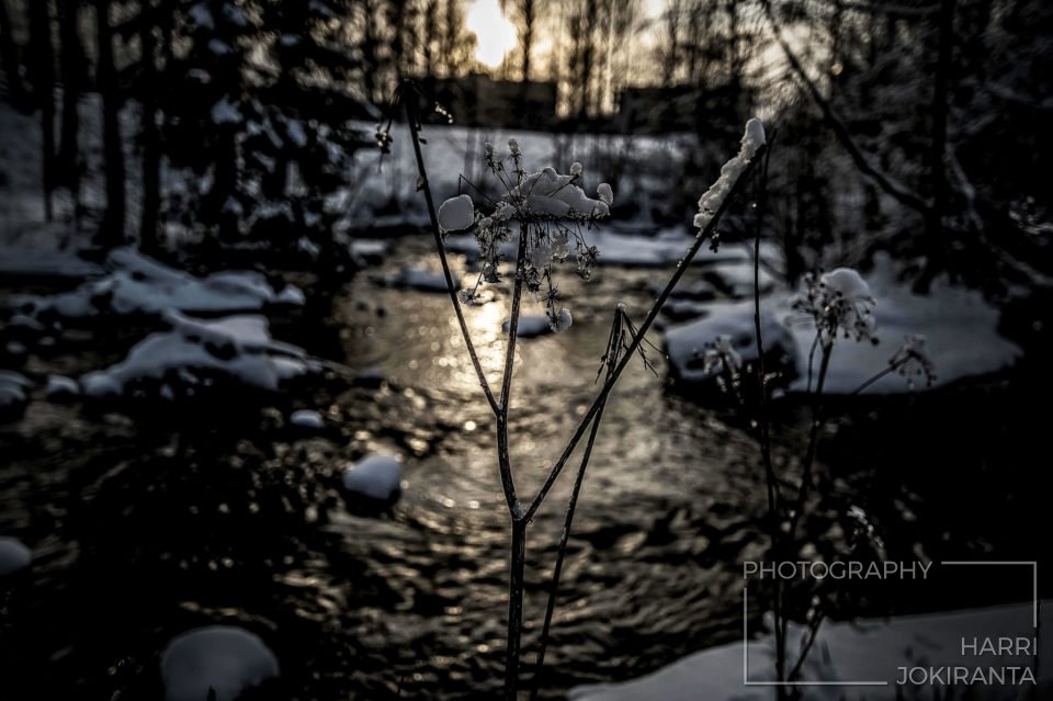Sunset at April – Kun aurinko laskee