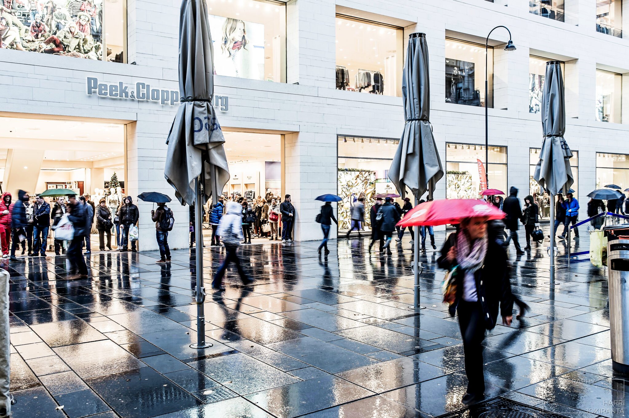 Rain and Life at Street – Autumn feelings 2014 Vienna.