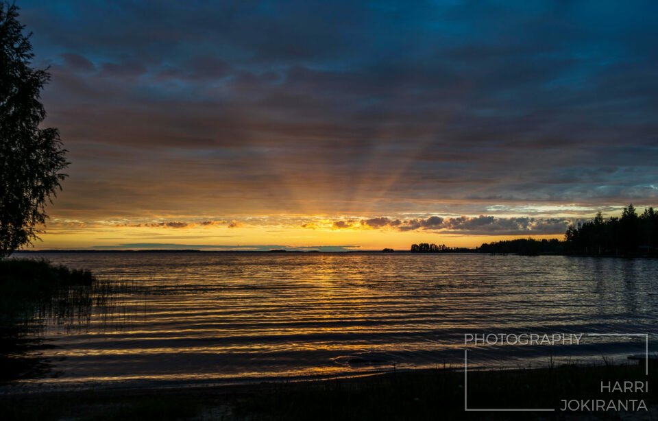 Midsummer Eve, when Sun is not going down